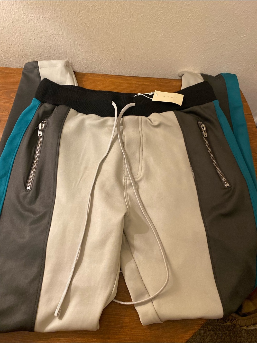 Men’s MNML Colorblock Grey/Teal Joggers SzXL NWT